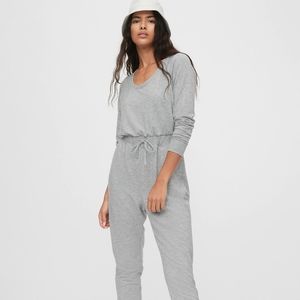 Gap sweatshirt jumpsuit